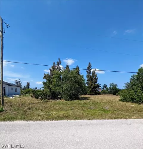 1024 NW 28th Ave, Cape Coral, FL 33993