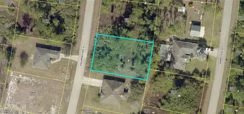 519 Kilarney Ave S, Lehigh Acres, FL 33974