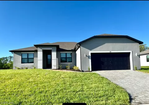 971 Admiral Bull Halsey Ave, Labelle, FL 33935
