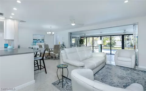 1829 Cornwallis Pkwy, Cape Coral, FL 33904