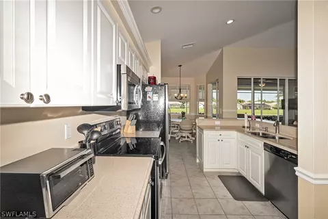 20850 Persimmon Pl, Estero, FL 33928 photo 11