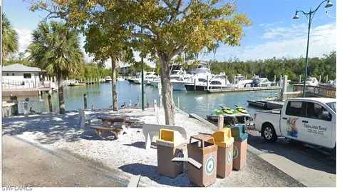 Pine Tree Drive, Naples, FL 34112 photo 2