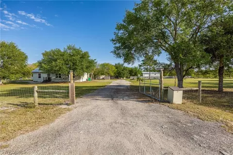 7824 21st Ter, Labelle, FL 33935