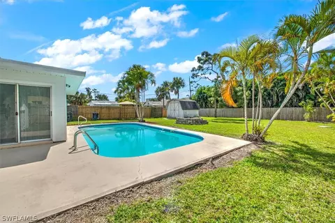 14832 Kimberly Ln, Fort Myers, FL 33908