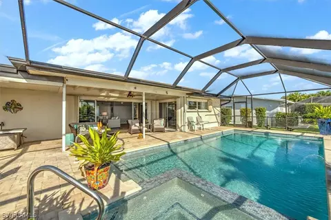 3021 SE 17th Ave, Cape Coral, FL 33904