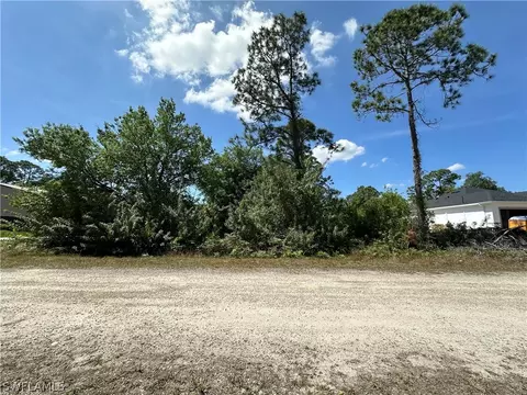 1919 Hamilton Ave, Lehigh Acres, FL 33972
