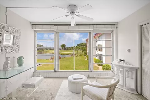 1700 Pine Valley Dr #212, Fort Myers, FL 33907