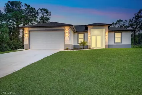 3708 Kittyhawk Dr, Fort Myers, FL 33905