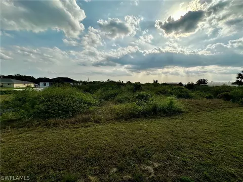 2641-2643 Sunniland Blvd, Lehigh Acres, FL 33971