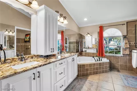 Bath - 1983 E Crown Pointe Blvd, Naples, FL 34112 photo 2 of 3
