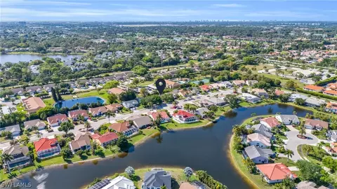 View/Area - 1983 E Crown Pointe Blvd, Naples, FL 34112 photo 5 of 7