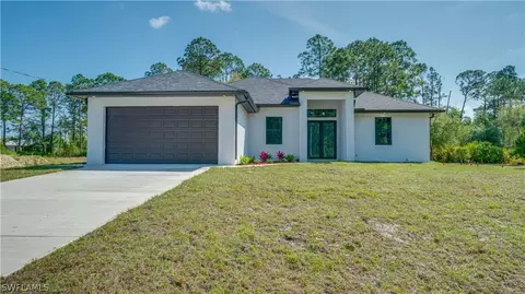 1712 Dixie Ave, Lehigh Acres, FL 33972