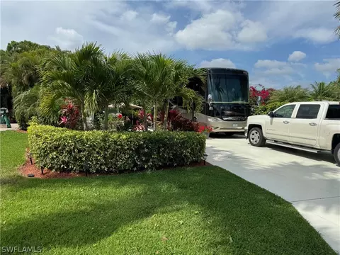 3015 West Riverbend Resort Boulevard, Labelle, FL 33935
