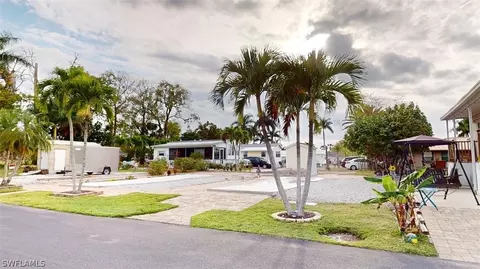 3484 Margina Cir, Bonita Springs, FL 34134