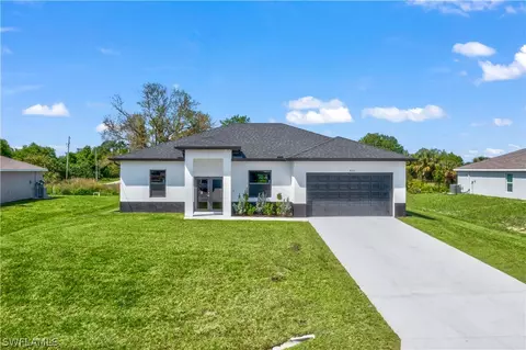 422 Progress Ave, Lehigh Acres, FL 33974