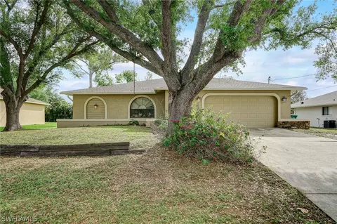 1029 SE 18th Pl, Cape Coral, FL 33990