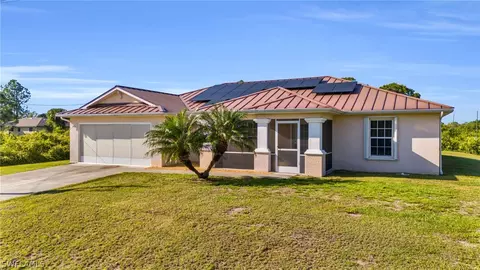 1123 Welland St E, Lehigh Acres, FL 33974