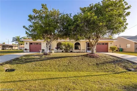 718-720 SE 46th Ter, Cape Coral, FL 33904