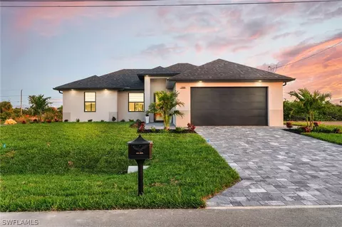 1206 SW 4th Ln, Cape Coral, FL 33991