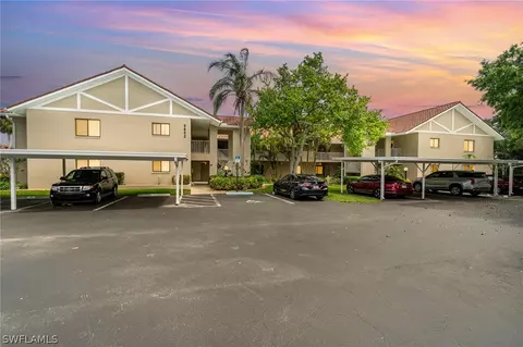 9652 Windsor Gardens Ln #103, Fort Myers, FL 33919