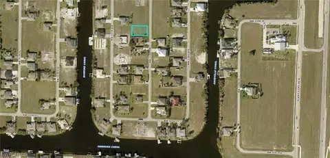 1032 NW 33rd Pl, Cape Coral, FL 33993