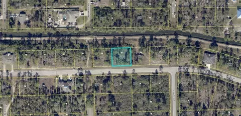 705 E 12th St, Lehigh Acres, FL 33972