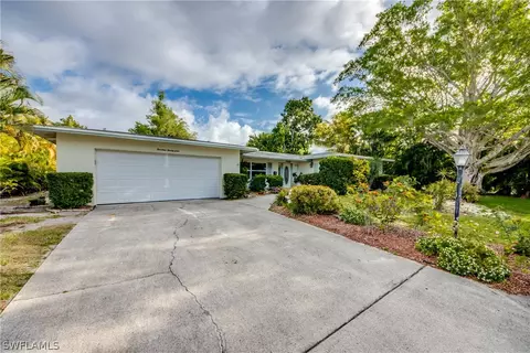 1429 Terra Palma Dr, Fort Myers, FL 33901