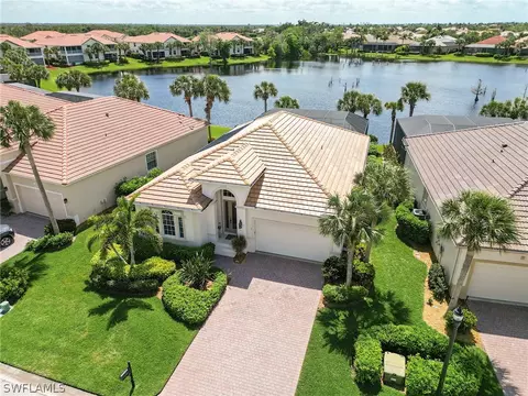8911 Dartmoor Way, Fort Myers, FL 33908