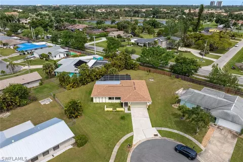 1513 Cambridge Ln, Fort Myers, FL 33919