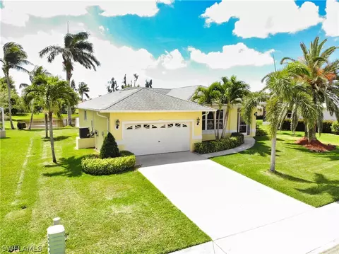 8885 Staghorn Way, Fort Myers, FL 33908