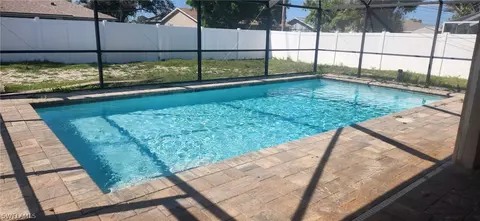 514 SE 9th Ave, Cape Coral, FL 33990