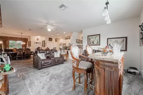 1073 E Bass Ct, Labelle, FL 33935 photo 6