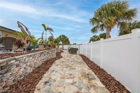 1073 E Bass Ct, Labelle, FL 33935 photo 31