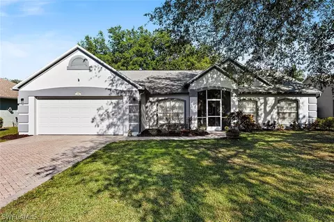 150 Plantation Cir, Naples, FL 34104