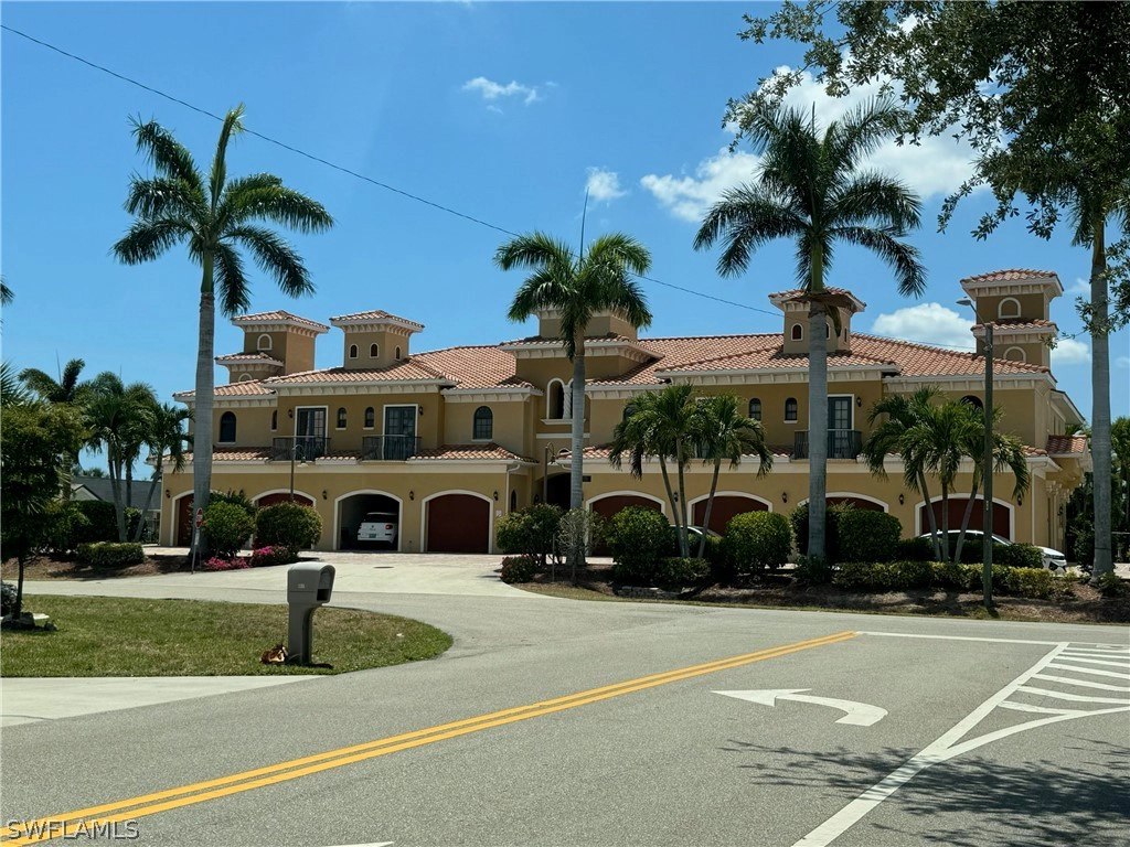 4910 SW 17th Pl Unit 7  