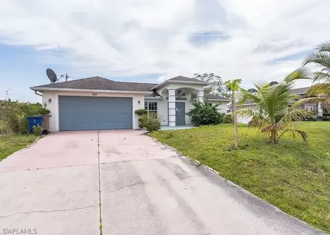 3907 27th St SW, Lehigh Acres, FL 33976