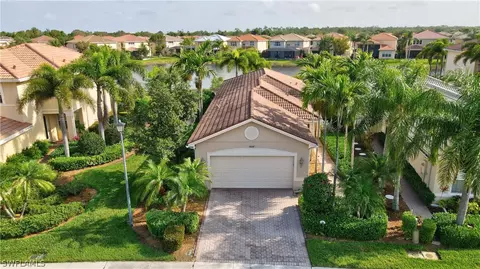 10307 Longleaf Pine Ct, Fort Myers, FL 33913