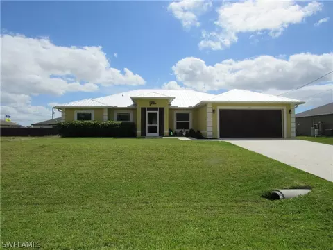 2420 NW 29th Ter, Cape Coral, FL 33993