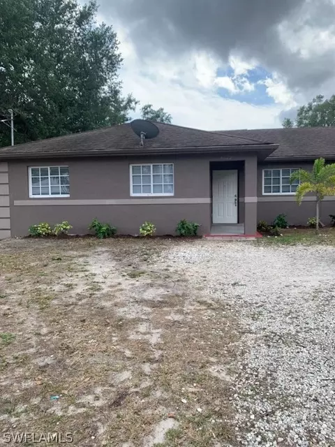 4629-4631 29th St SW, Lehigh Acres, FL 33973