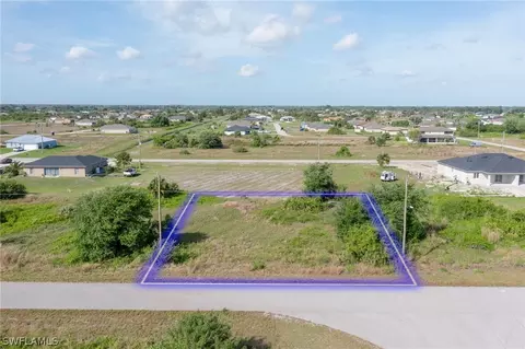 362-364 Petite Ave, Lehigh Acres, FL 33974