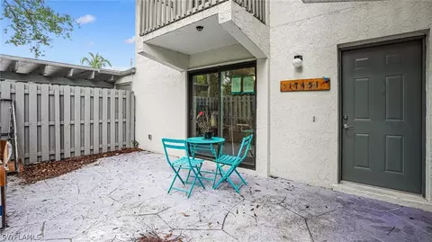 17451 Silvr Fox Dr #E, Fort Myers, FL 33908