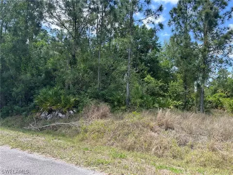 319 Monroe Ave, Lehigh Acres, FL 33936