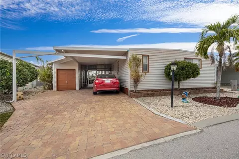 207 Nicklaus Blvd, North Fort Myers, FL 33903