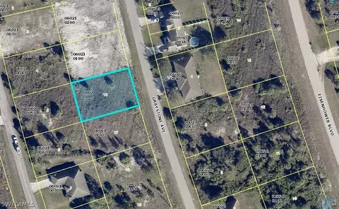 962 Graystone Ave, Lehigh Acres, FL 33974