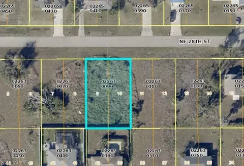 1718 NE 28th St, Cape Coral, FL 33909