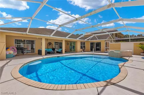 621 Willard Ave, Lehigh Acres, FL 33972