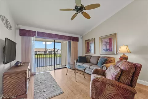 8595 Charter Club Cir #10, Fort Myers, FL 33919