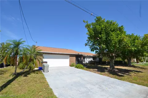 604 SE 20th Pl, Cape Coral, FL 33990