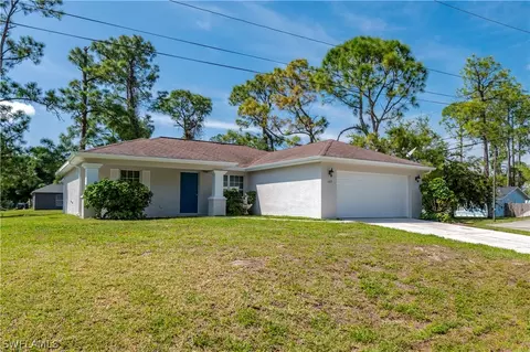 105 Alan Ave N, Lehigh Acres, FL 33971