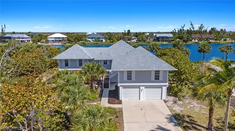 3180 Twin Lakes Ln, Sanibel, FL 33957